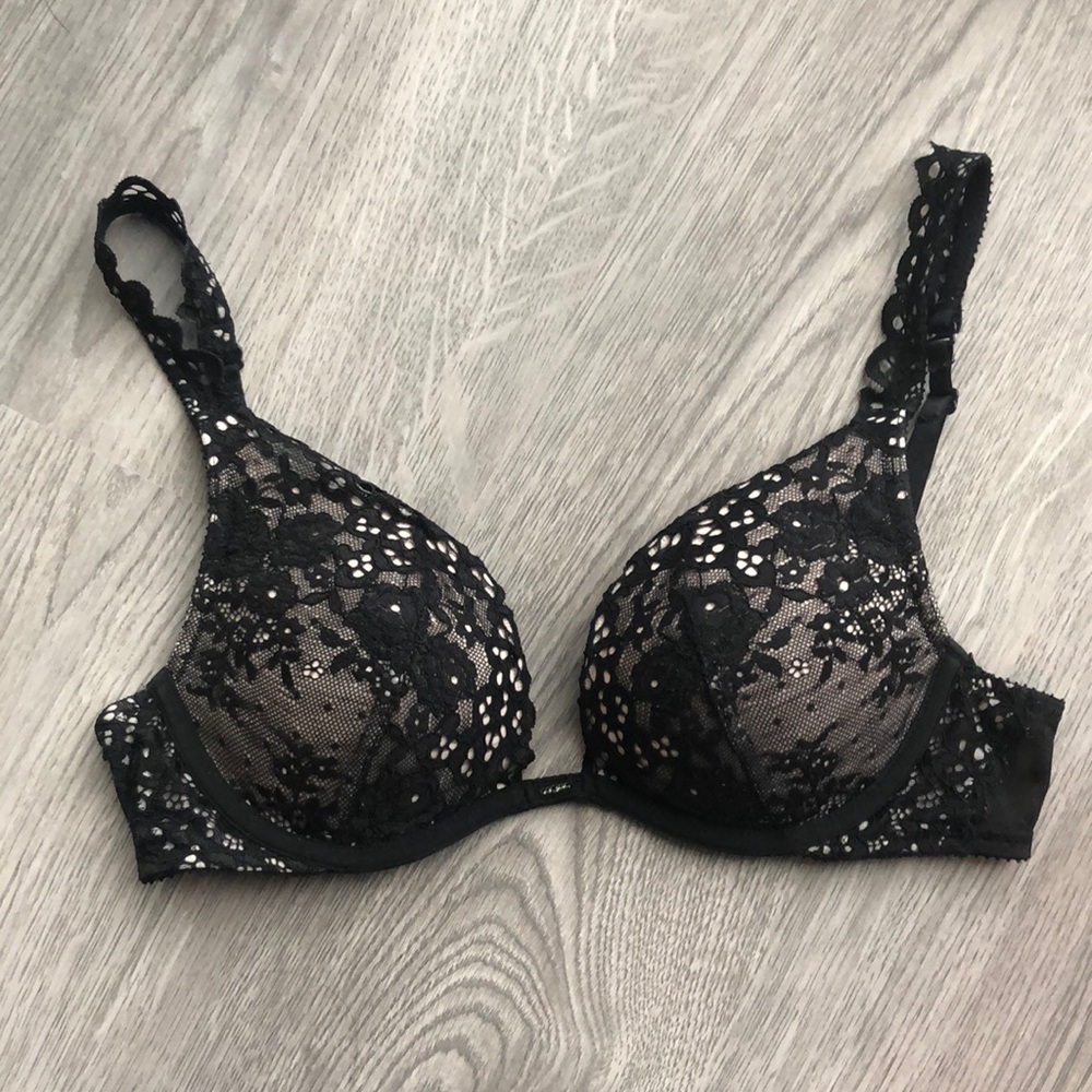 Victoria’s Secret push up bra